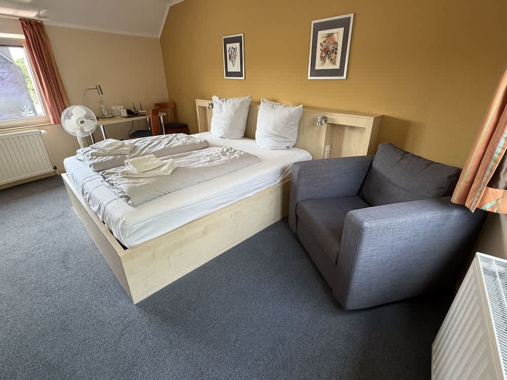WOS Hotel 2