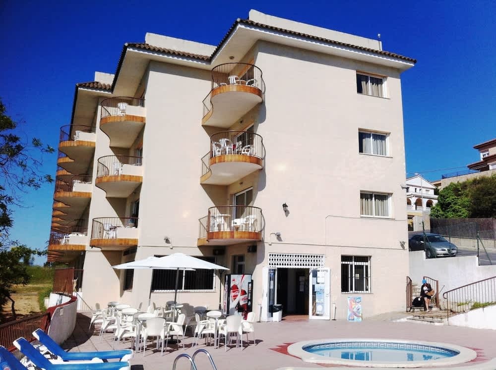 Apartamentos AR Muntanya Mar 2
