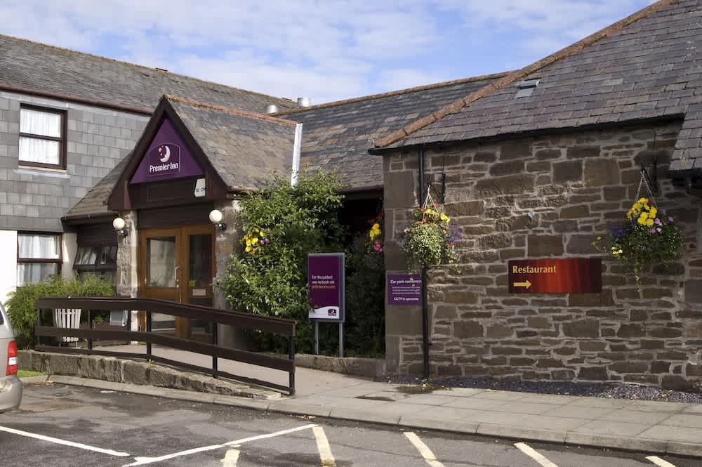 Premier Inn Dundee West 1