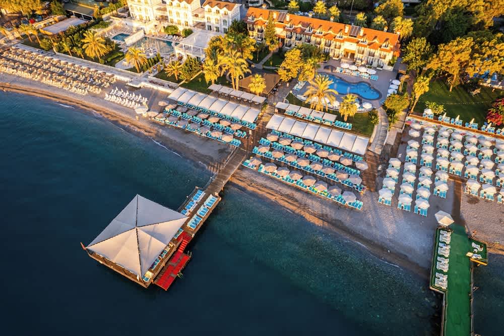 Grand Ring Hotel 1