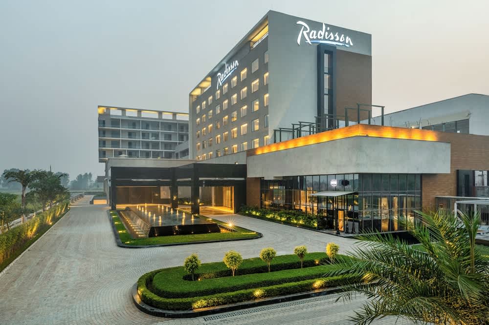 Radisson Hotel Phagwara 1