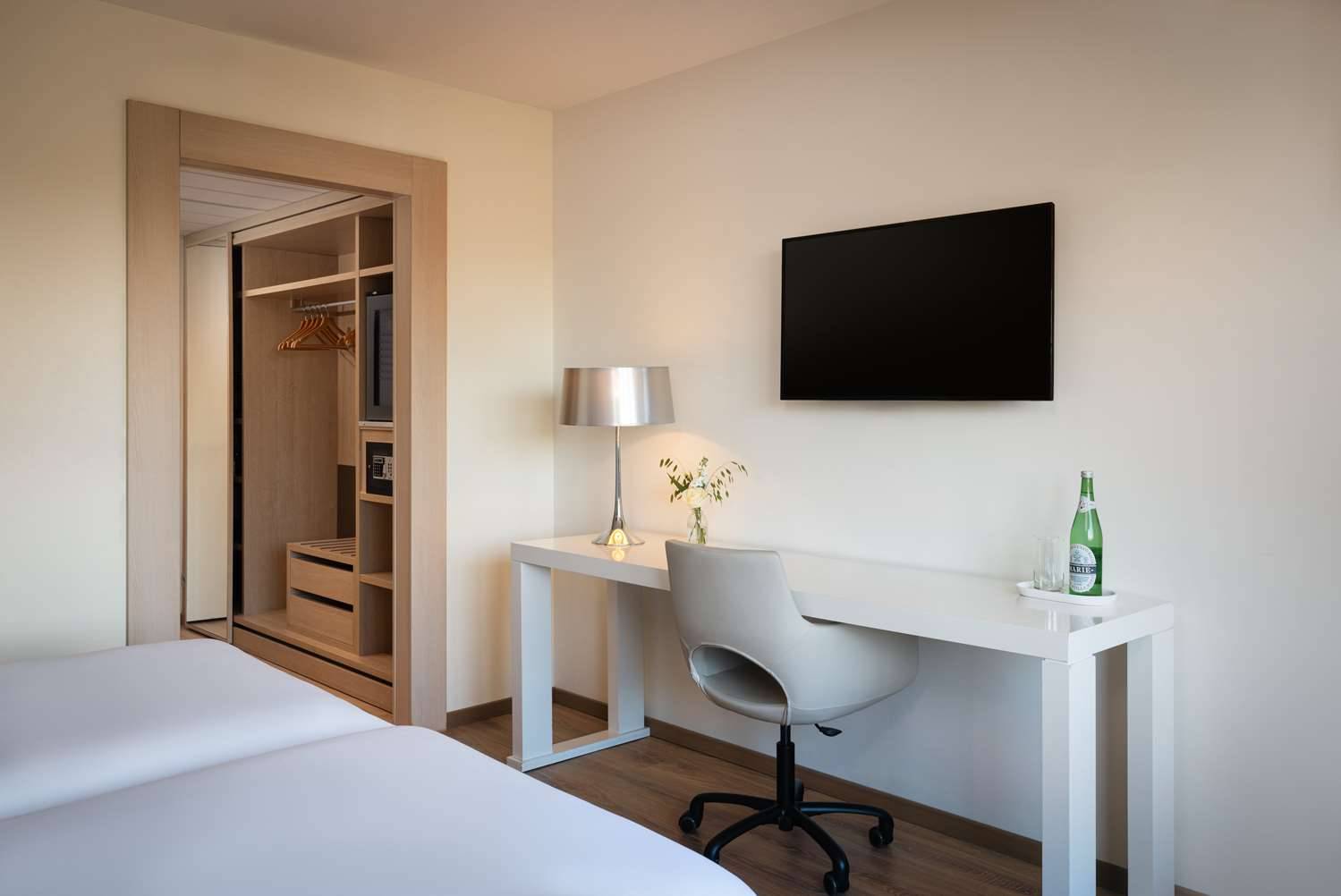 NH Groningen Hotel 2