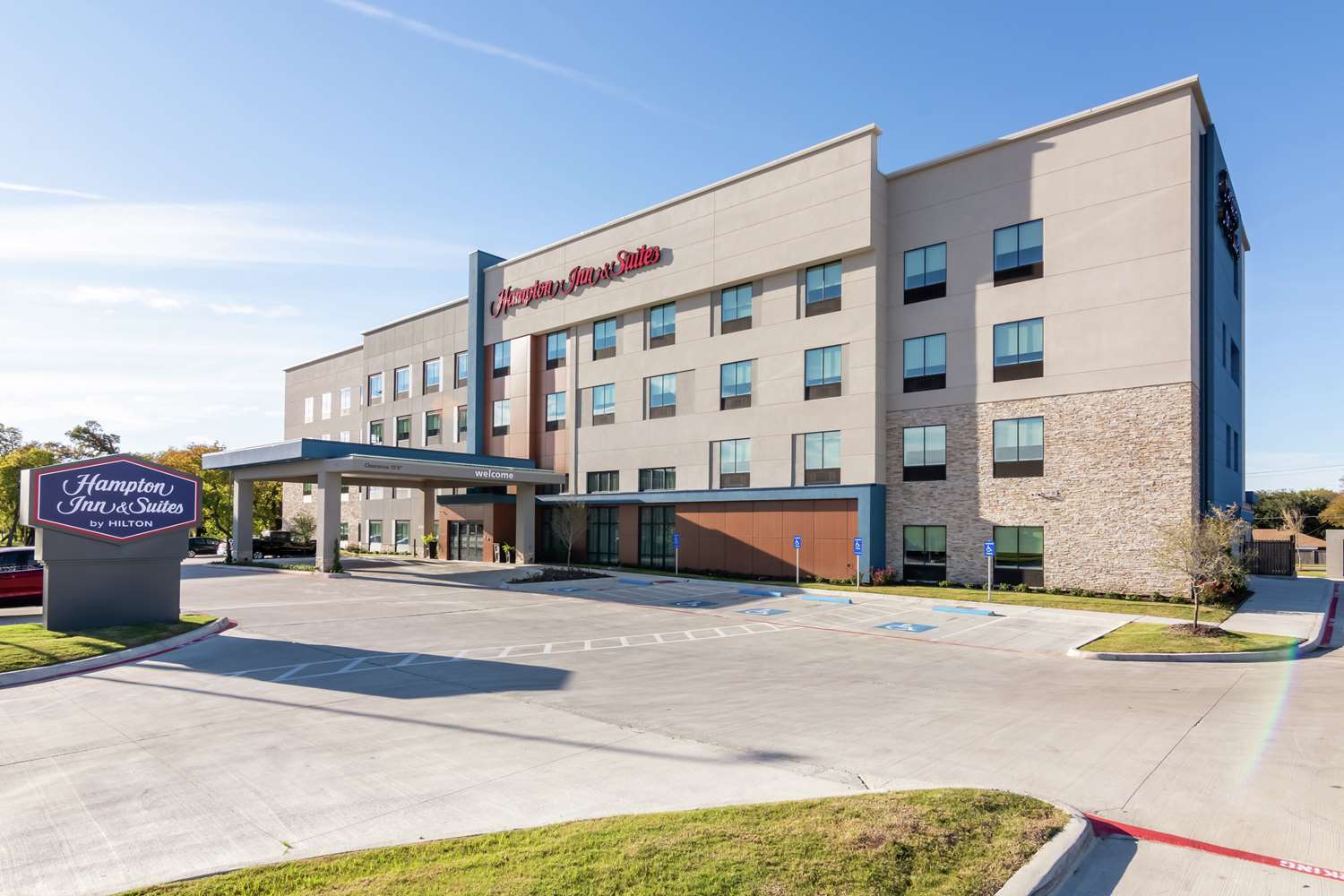 Hampton Inn & Suites Dallas East 1