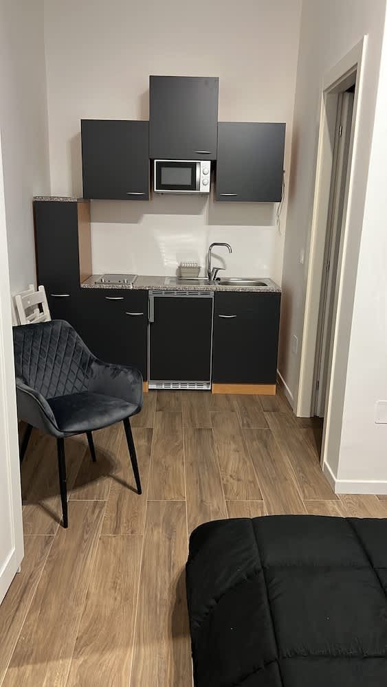 Business Home Piazza Cesare Battisti 1