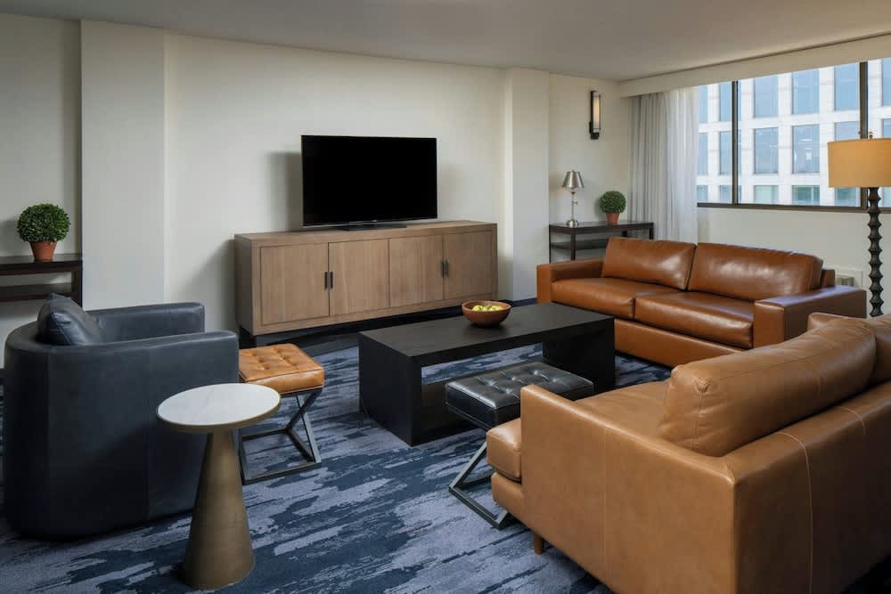 Fairfield Inn & Suites by Marriott Charlotte Uptown 1
