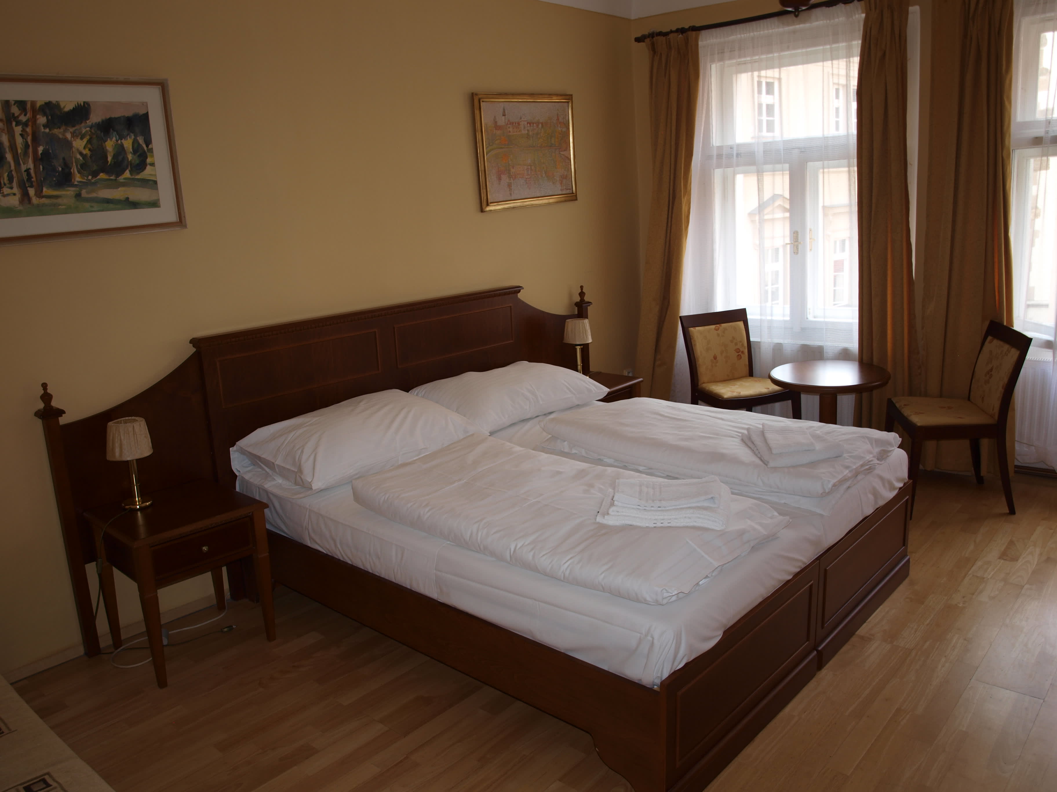 Hotel King George 2