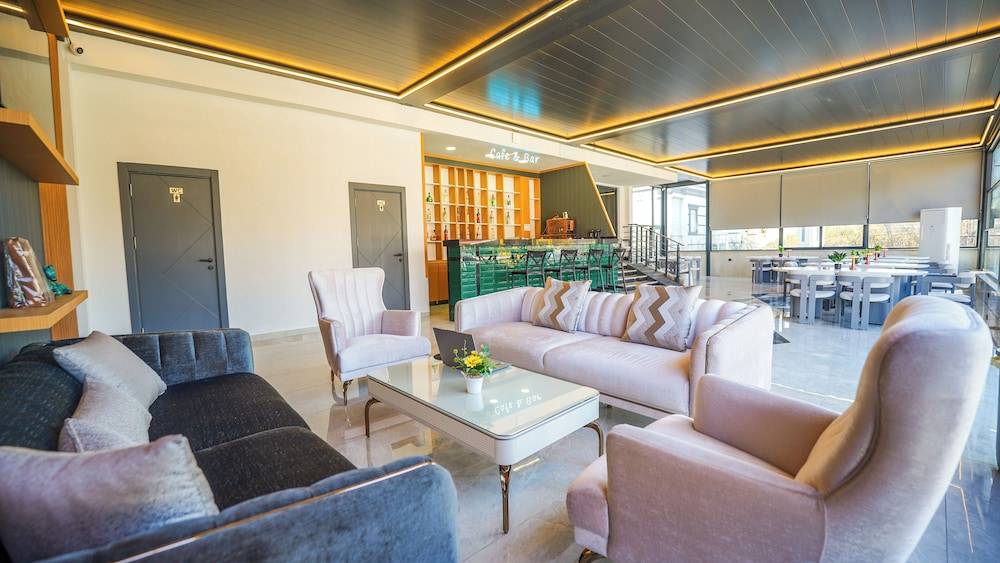 Blue Serenity Hotel 1