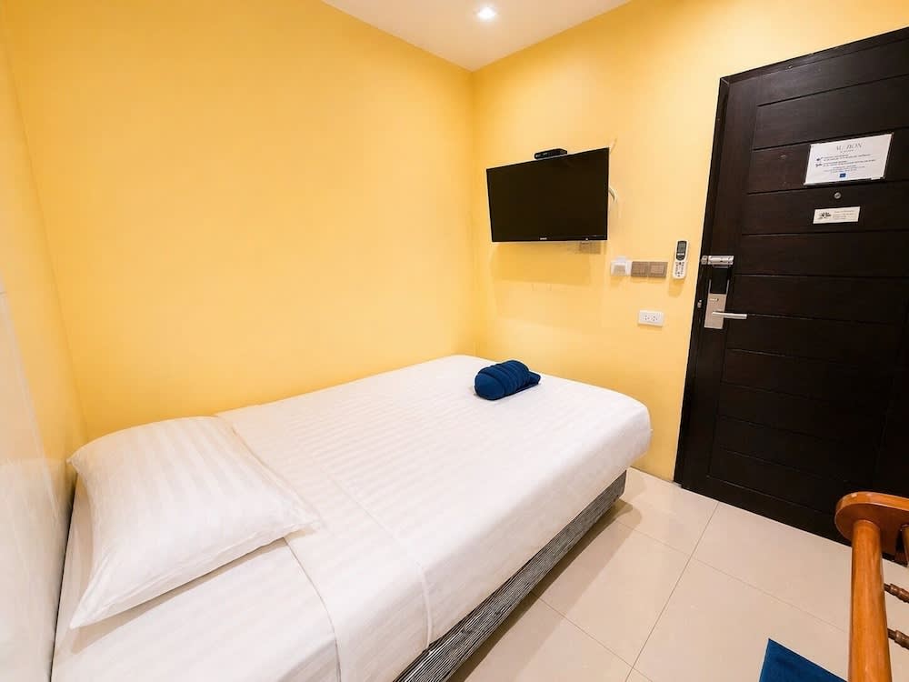 Sukhum Khaosan Au Bon Hostel 2
