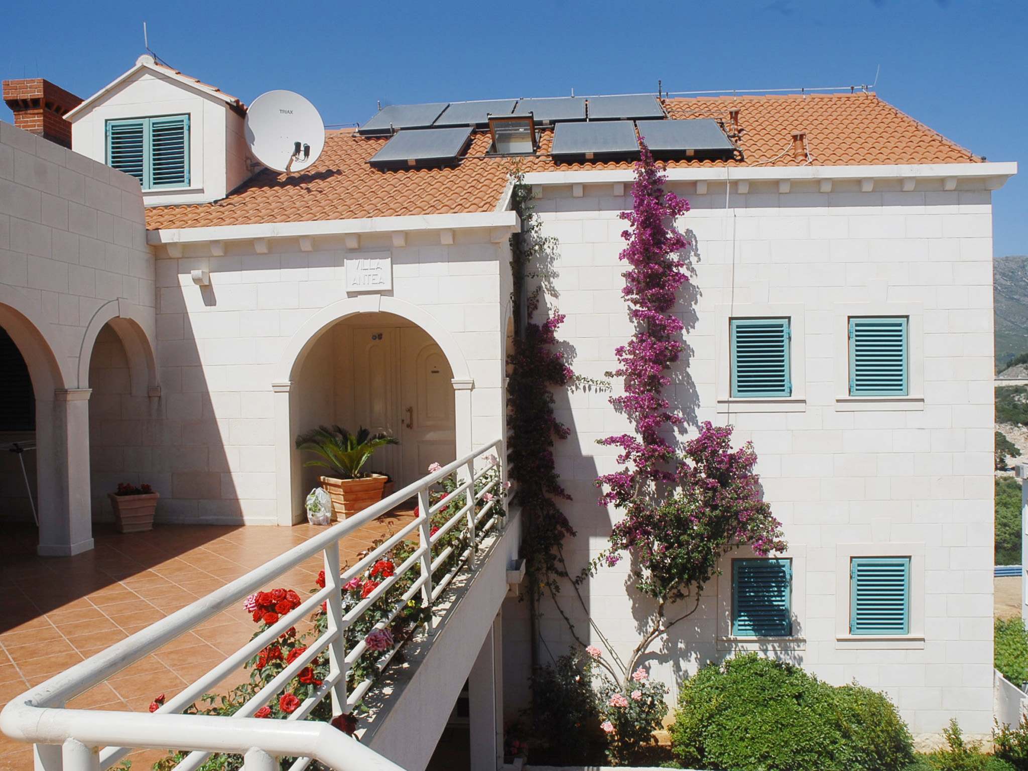 Villa Antea Apartments with Free Parking 1