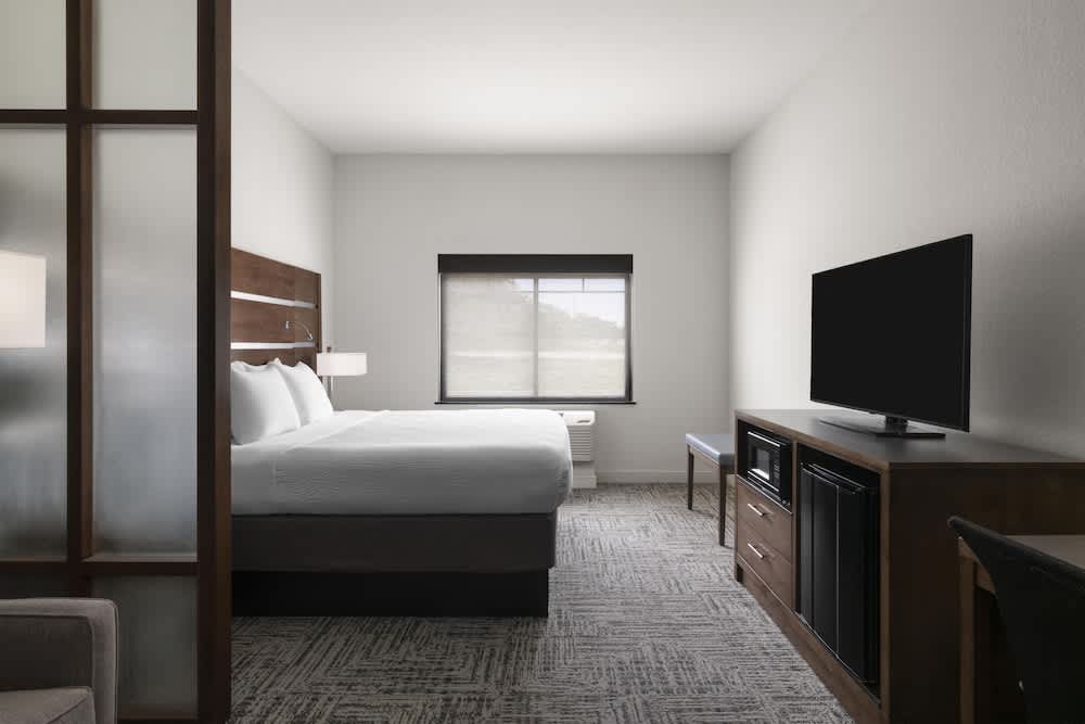 Best Western Plus College Station Inn & Suites 1