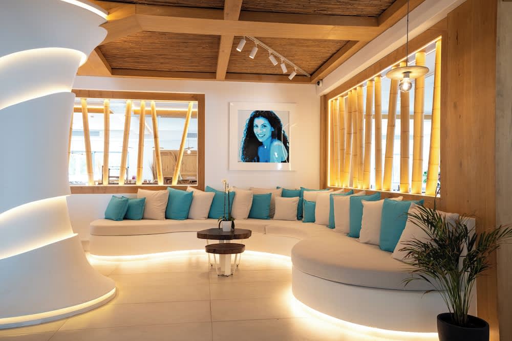 Nikki Beach Resort & Spa Santorini 2
