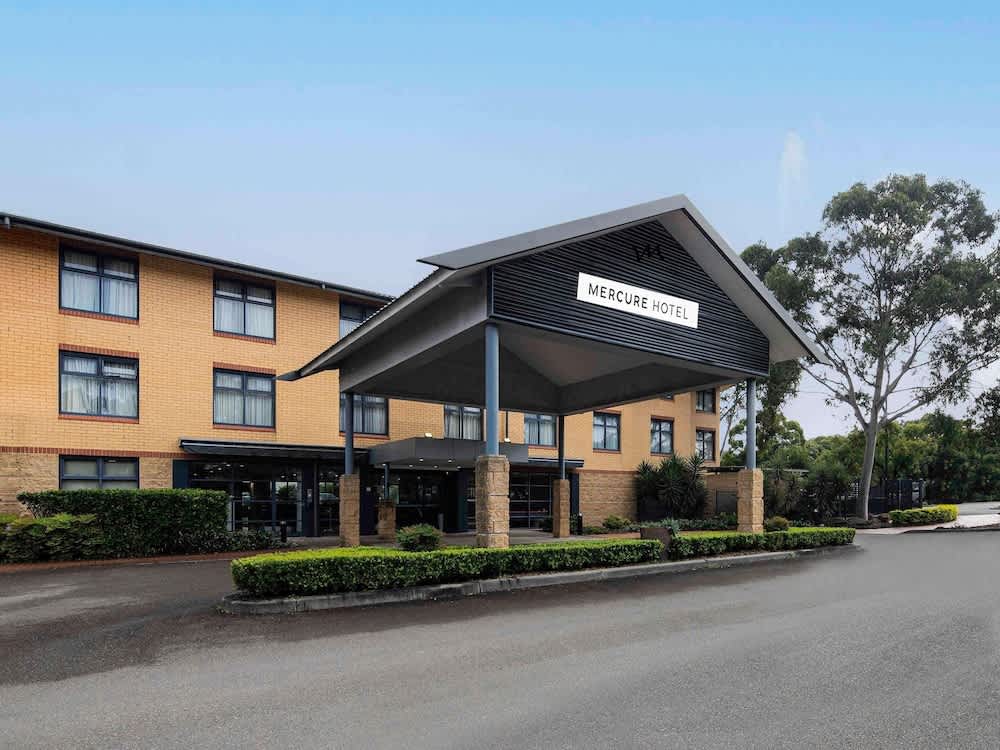 Mercure Sydney Blacktown 1