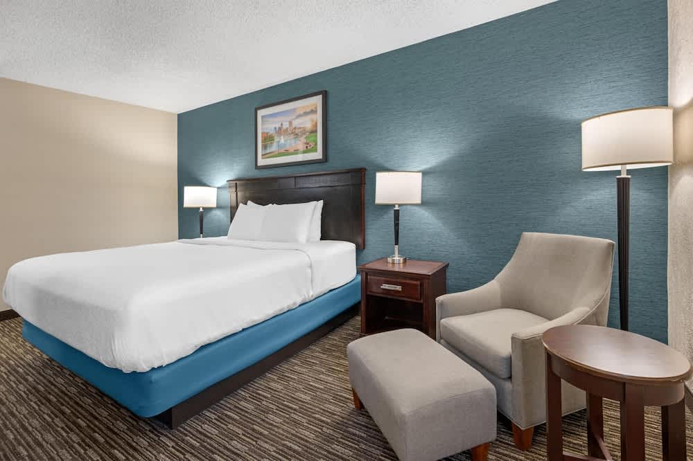 Best Western Plus Indianapolis 1