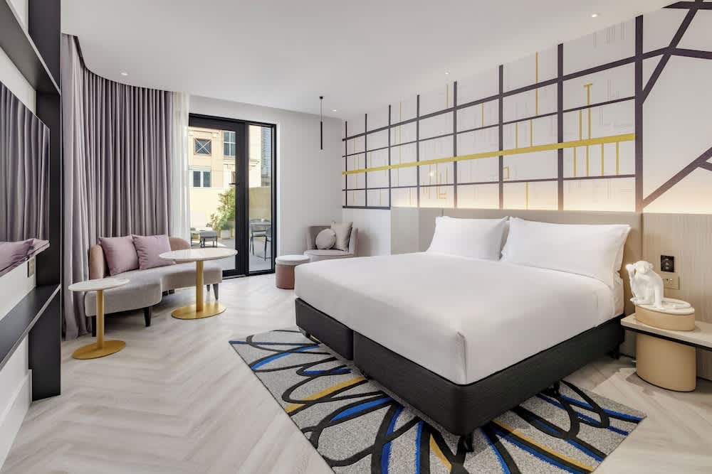 Hotel Indigo Melbourne Little Collins 2