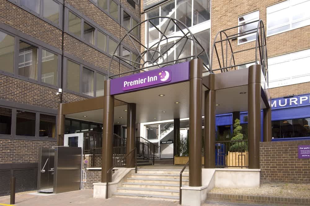 Premier Inn Brentwood 1