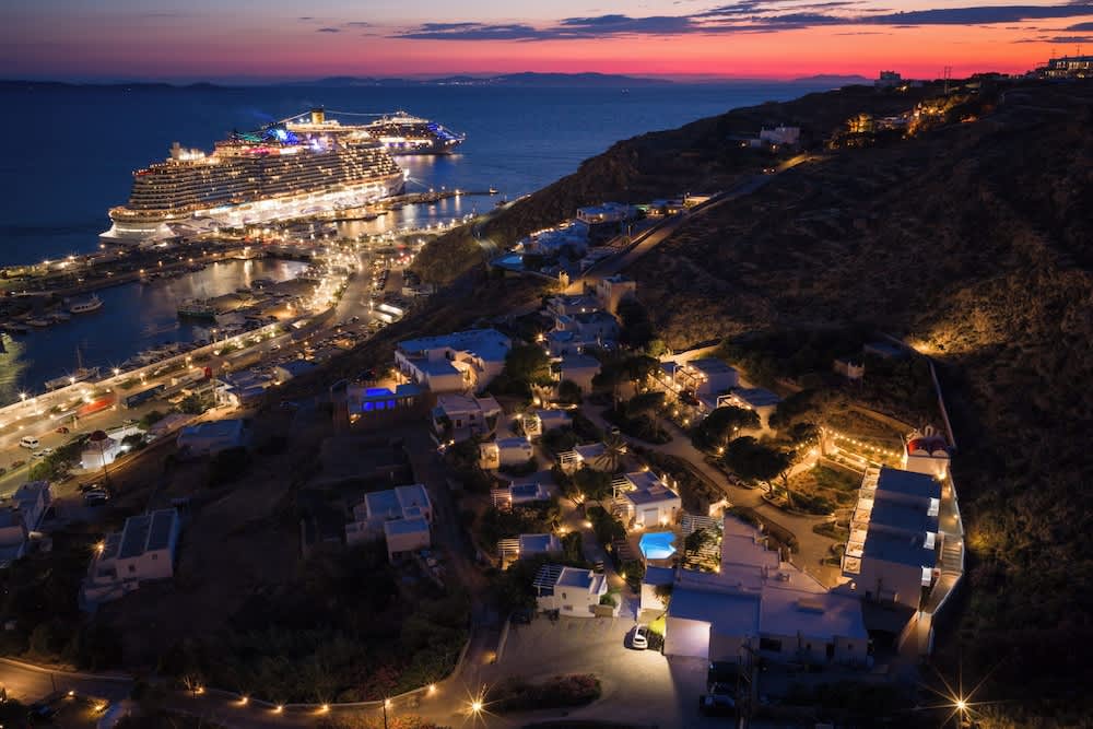 Rhenia Mykonos Hotel & Bungalows 1