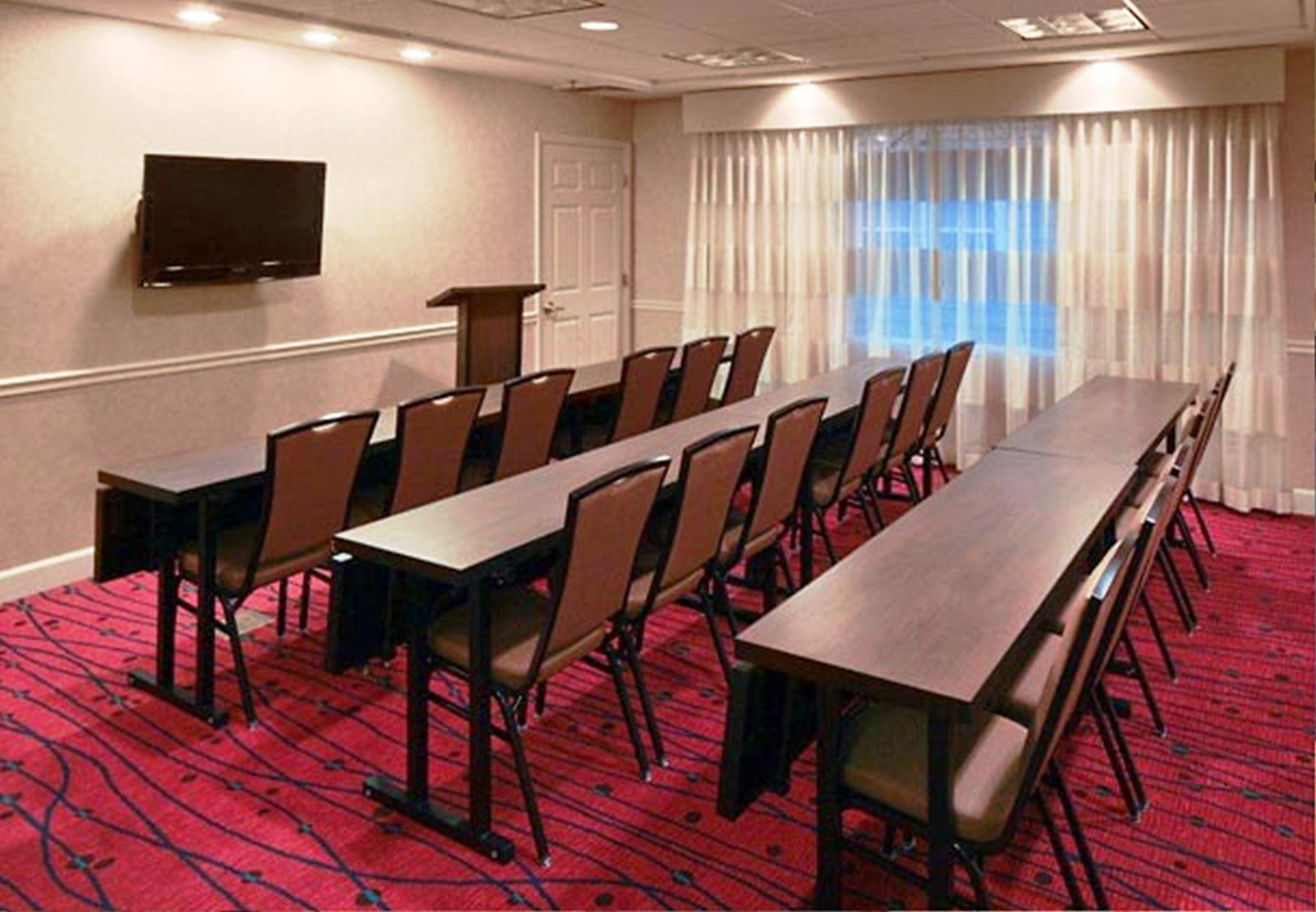 Residence Inn St. Louis Airport/Earth City 2