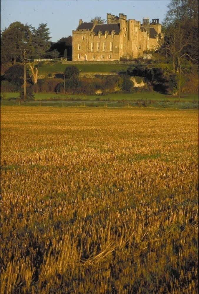 Airth Castle Hotel And Spa Resort 1