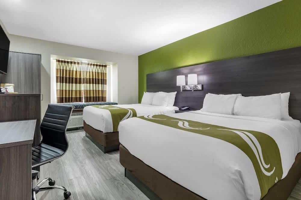 Sonesta Essential Hotels Longview 1