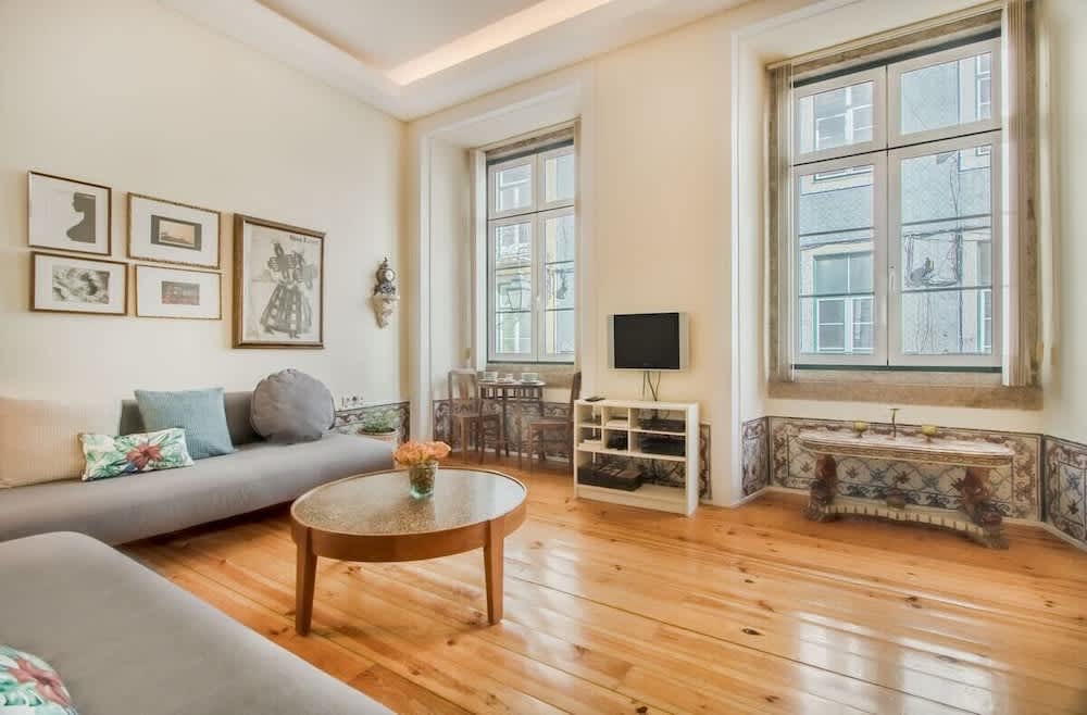Correeiros Downtown - Historic Lisbon Apartment 1