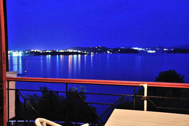 vassilias beach hotel 1