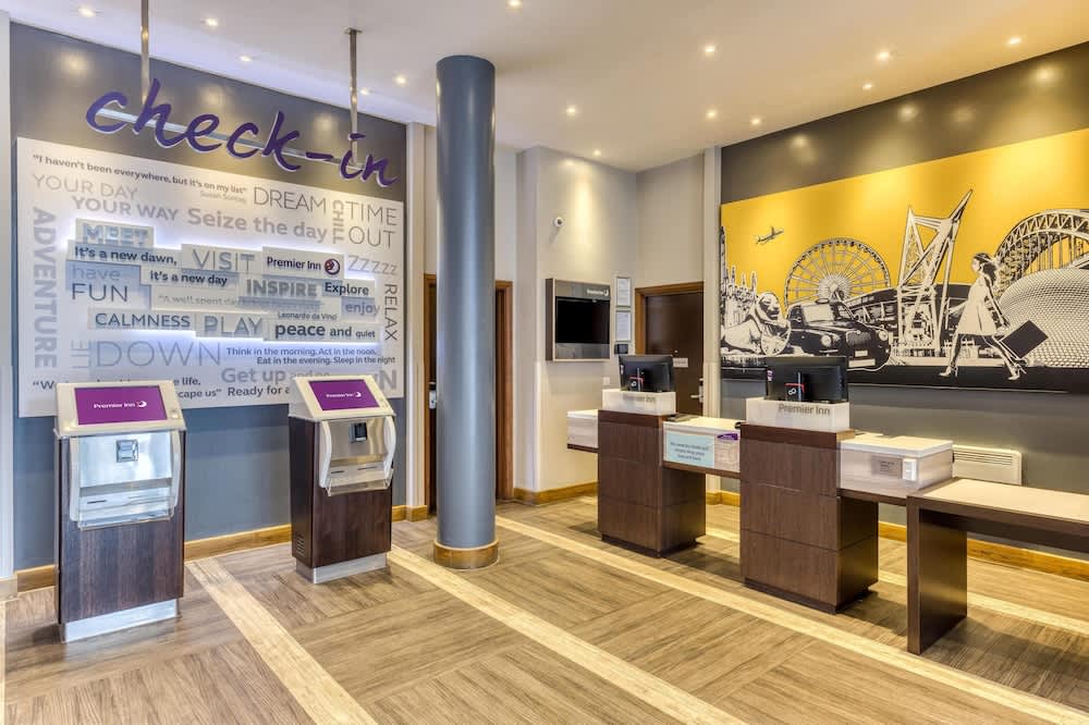 Premier Inn Sheffield City Centre Angel St 2