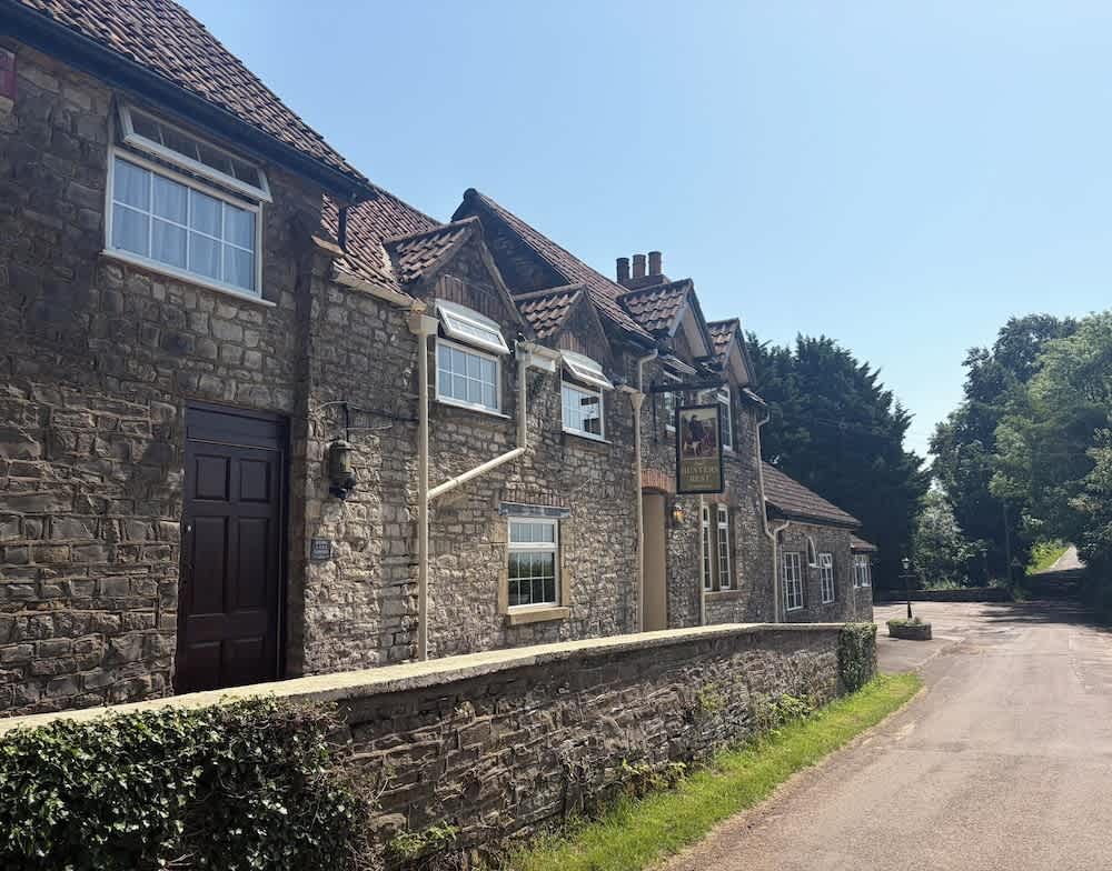 The Hunters Rest Inn 1
