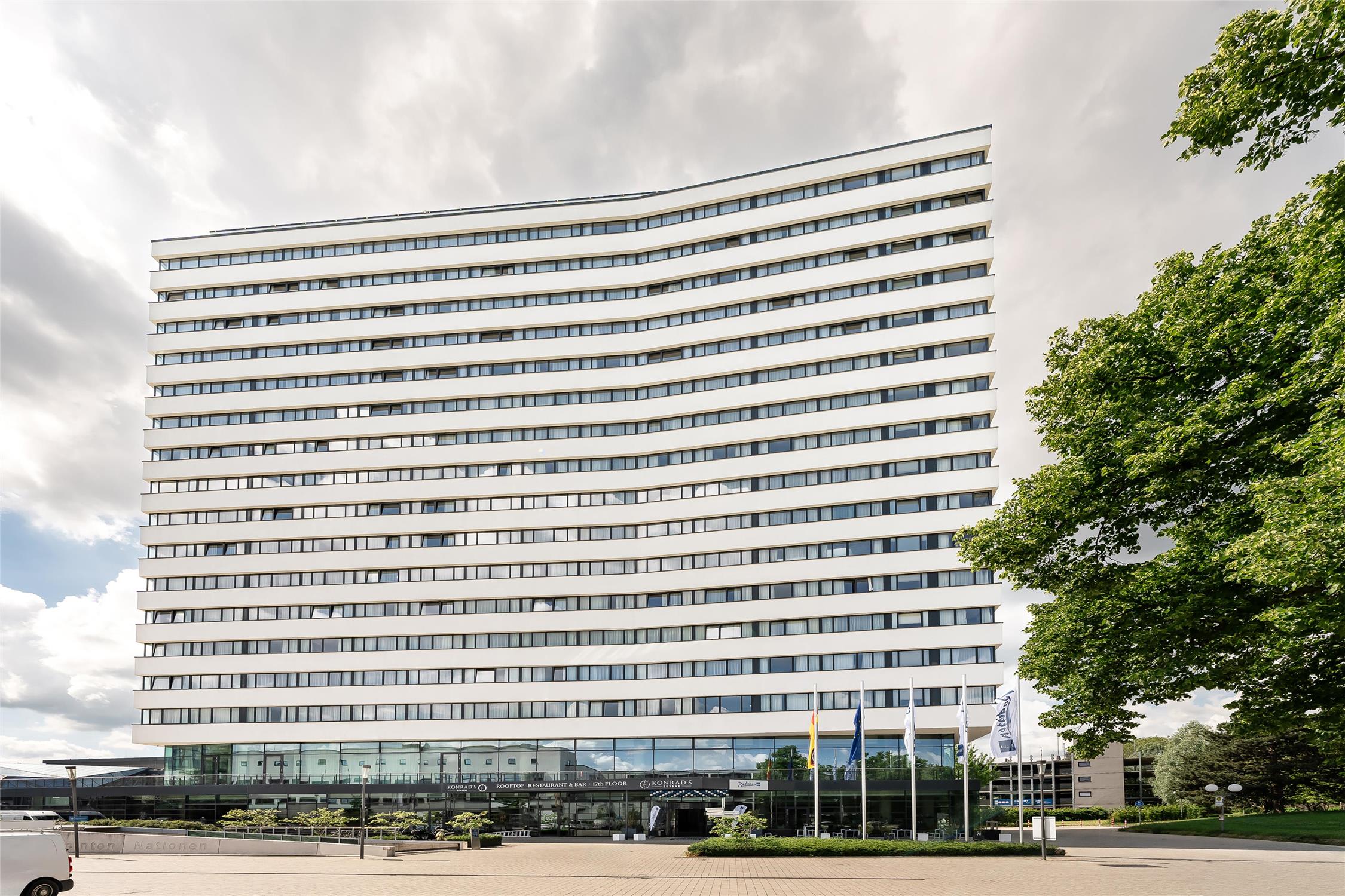 Radisson Blu Hotel, Bonn 1