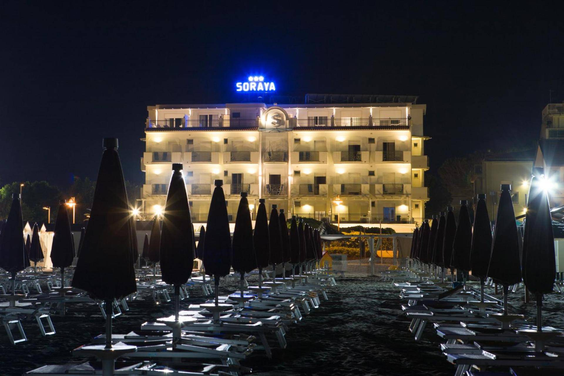 Hotel Soraya - Spiaggia Sawasdee with Beach, Restaurant & Parking 1