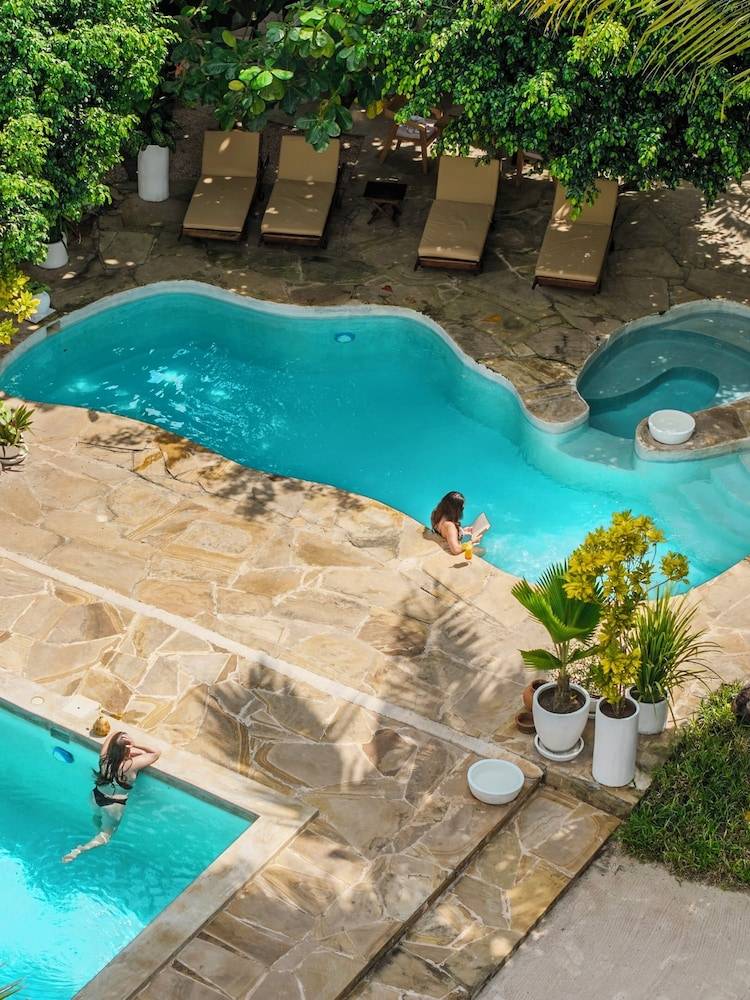 Tamu Tamu Boutique Hotel 1