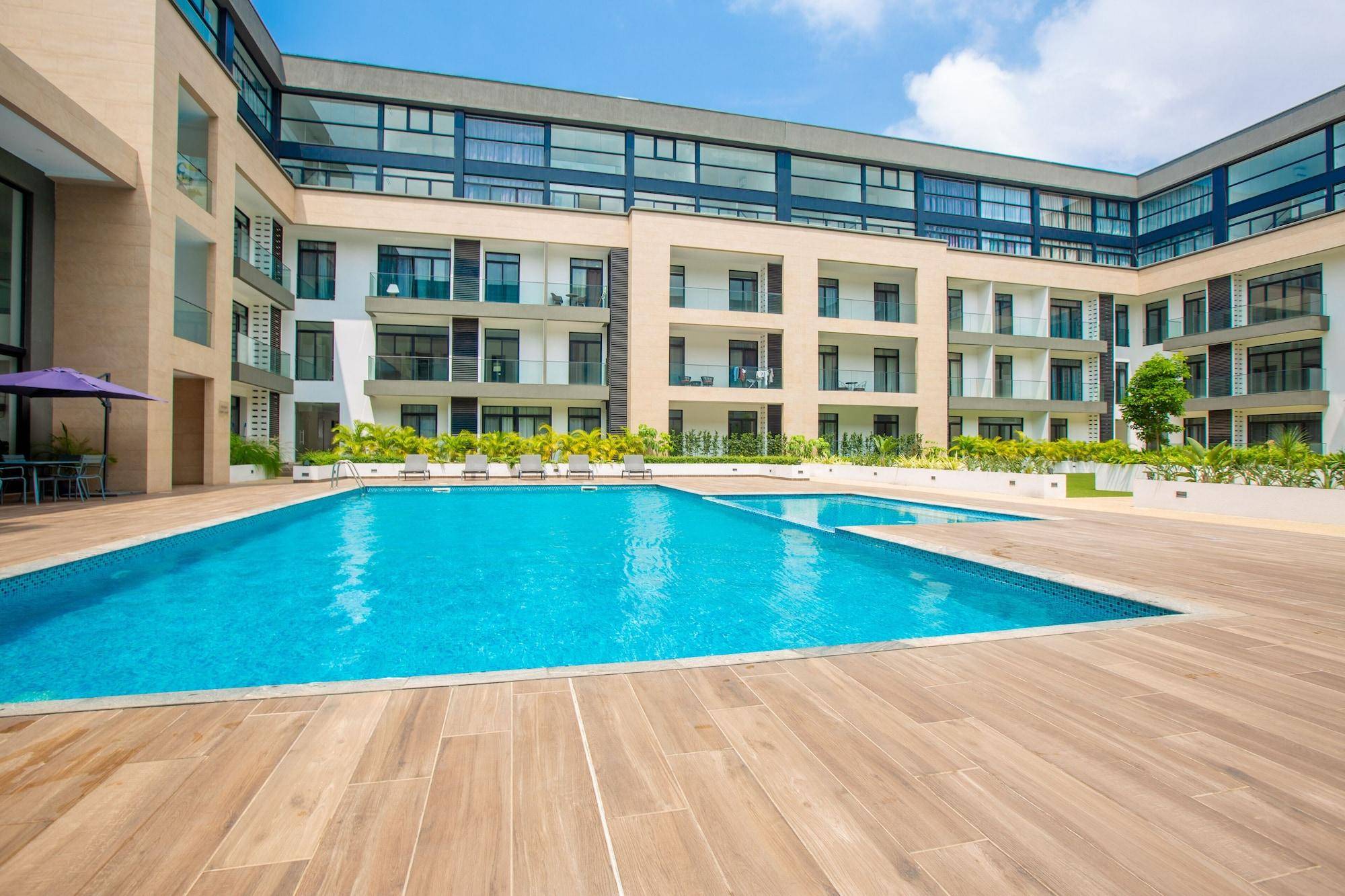 Embassy Gardens Premier Suites 1