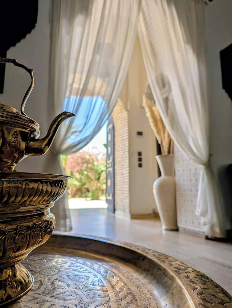 Riad Las Palmeras Guest House, Marrakech 2