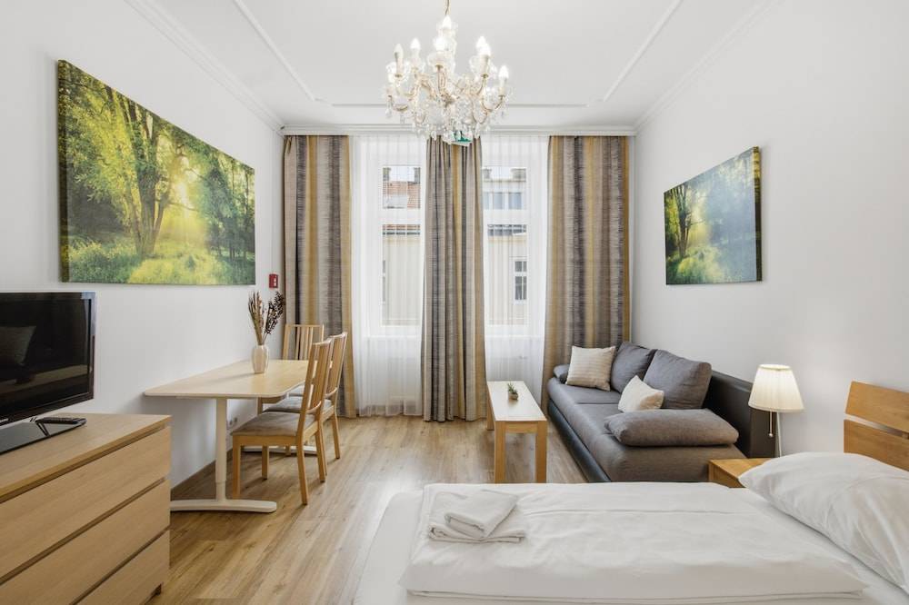 AJO Apartments - Messe City Flat - Self-Check-in 1