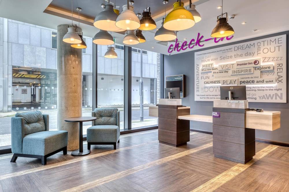 Premier Inn Dublin City Gloucester St South 2