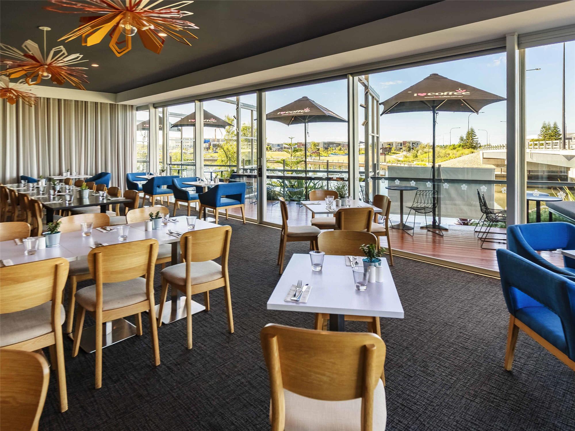Mercure Sunshine Coast Kawana Waters 2