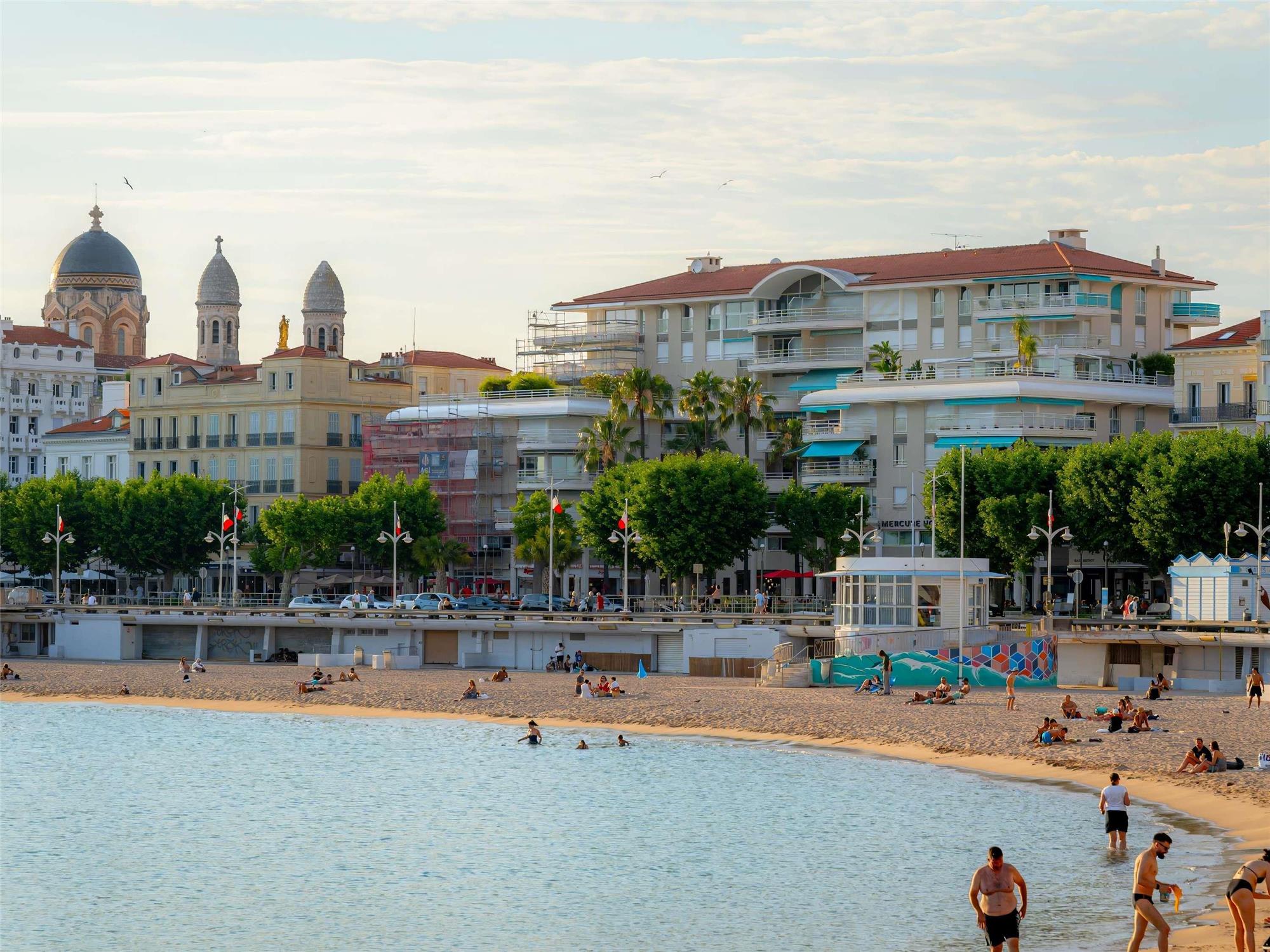 Mercure Saint Raphael Centre Plage 1