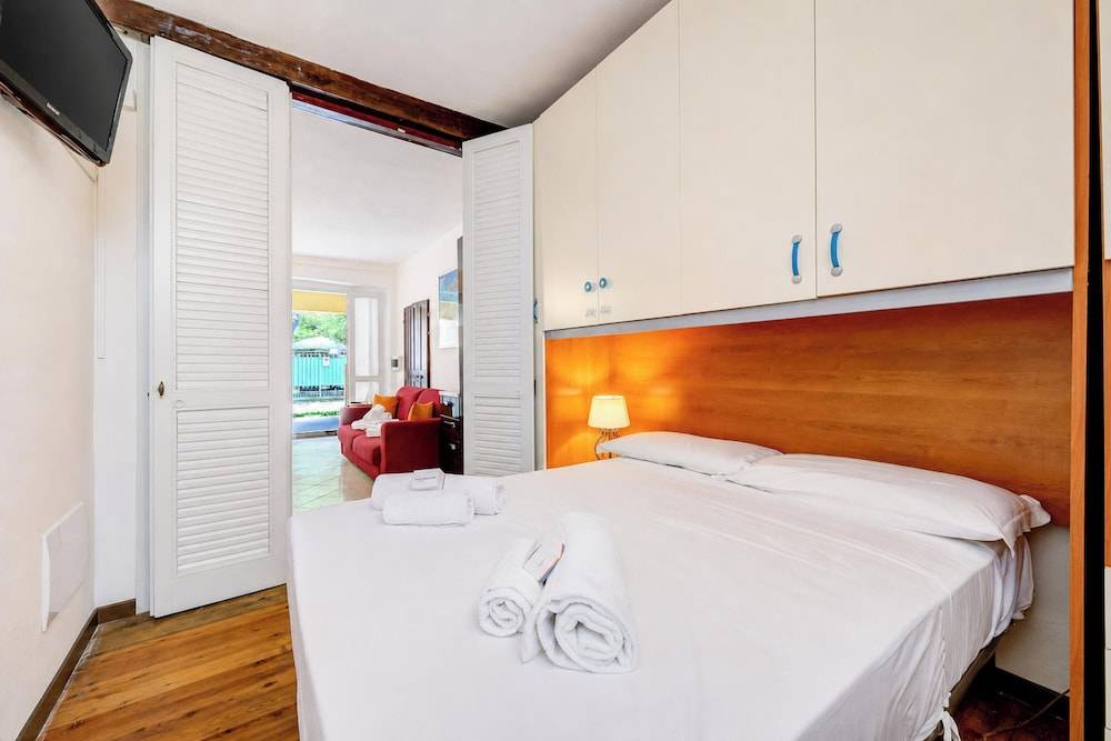 Vicolo 42-private Terrace-200m Lake 1