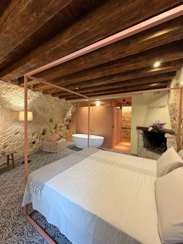 Casa Avella Mountain Retreat 1