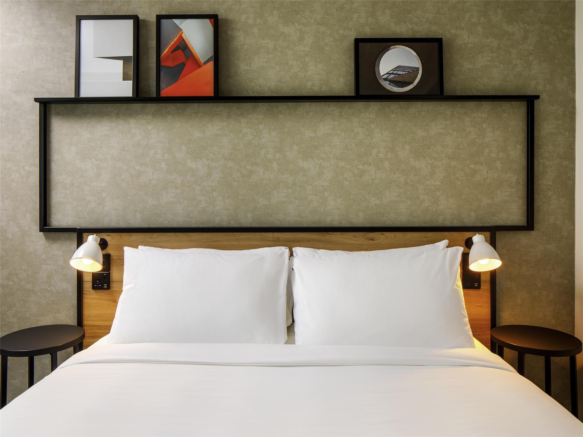 ibis London Sutton Point 1