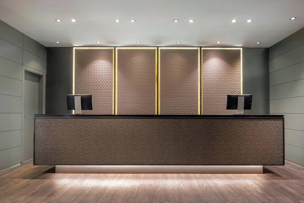 AC Hotel A Coruña by Marriott 2