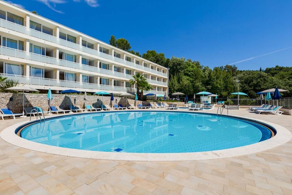 Miramar Sunny Hotel by Valamar 2
