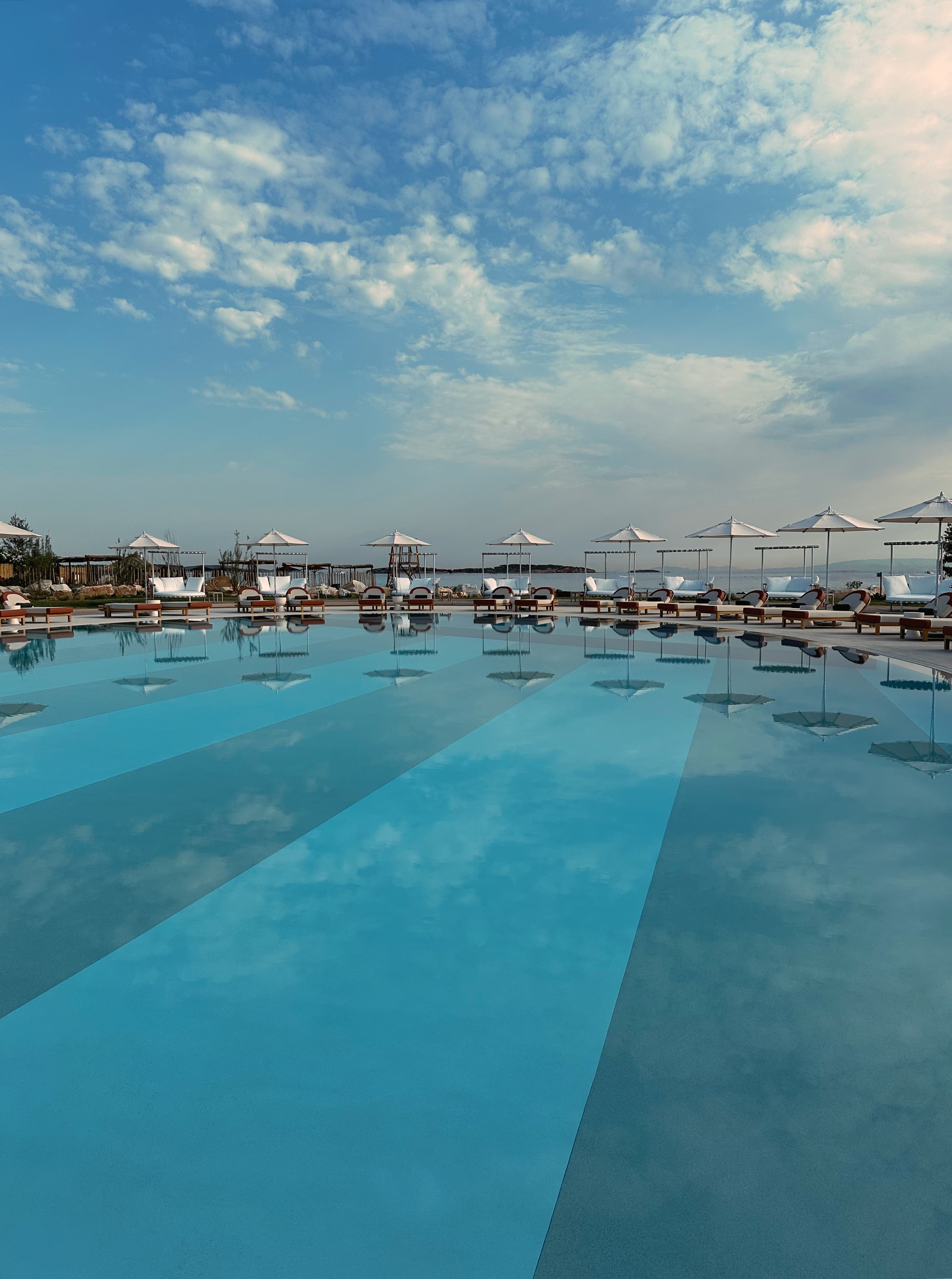 91 Athens Riviera, The Resort 1
