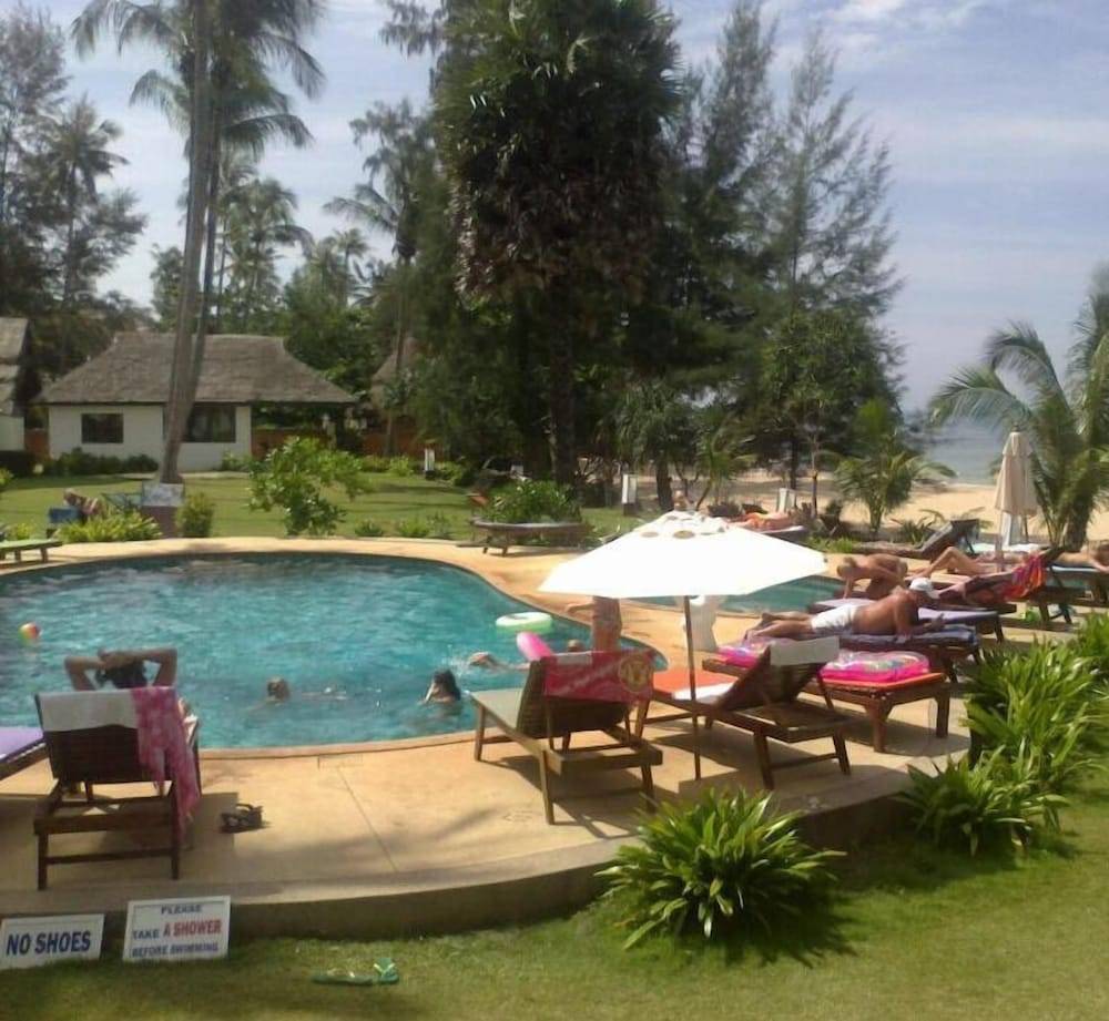 Gooddays Lanta Beach Resort SHA 1