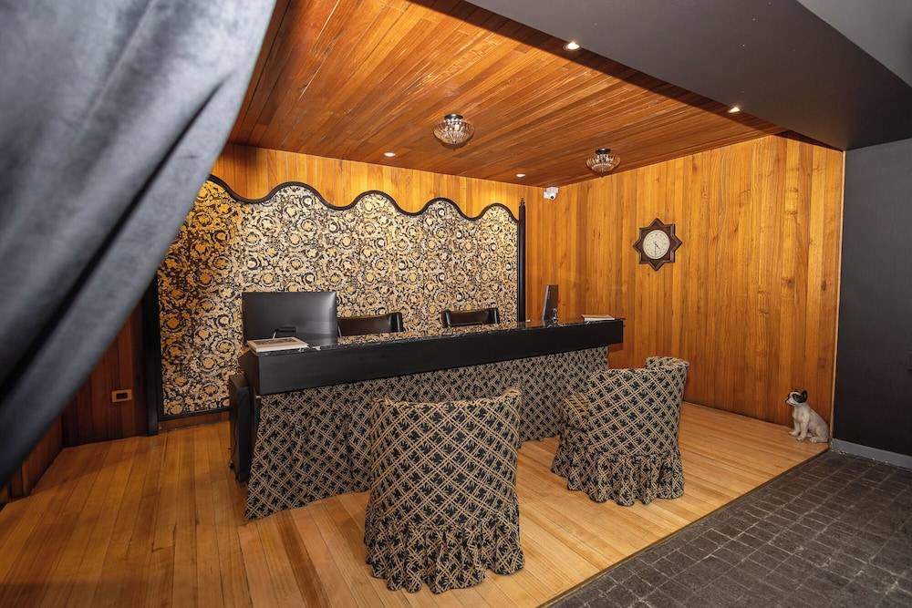 Aubrey Hotel Boutique 2