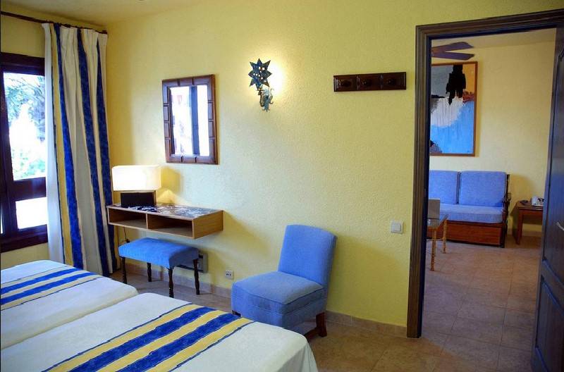 Hotel Apartamentos Londres La Manga 2