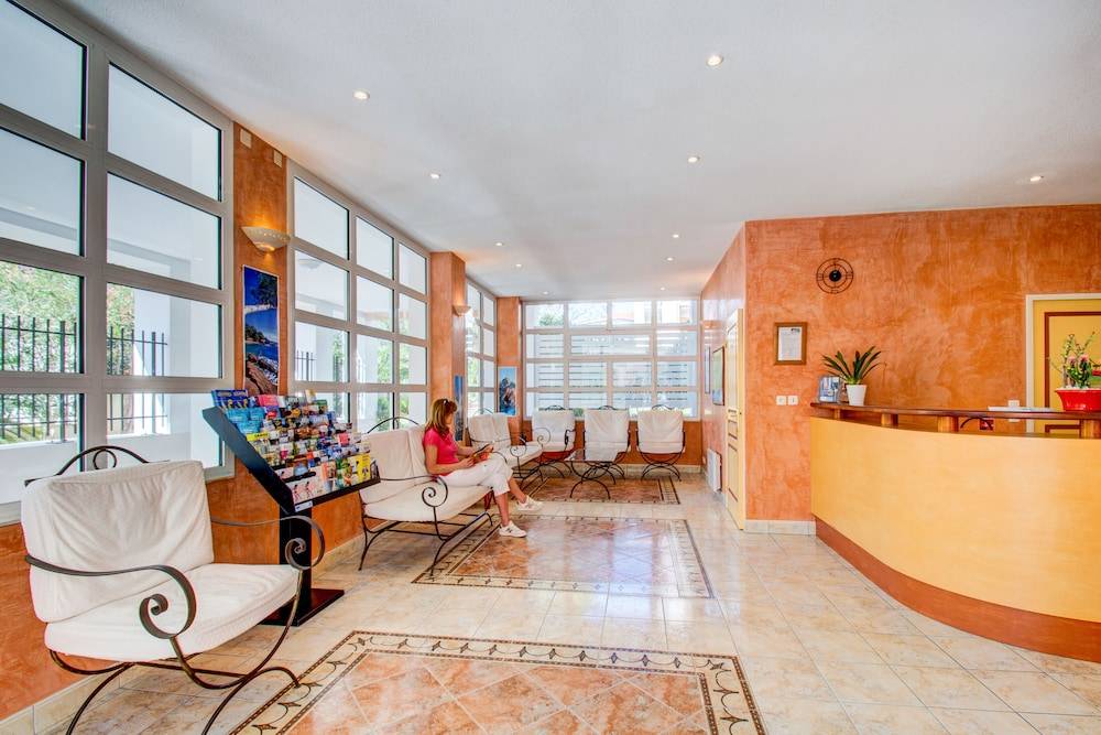 Apartment Le Mas des Calanques-1 by Interhome 2