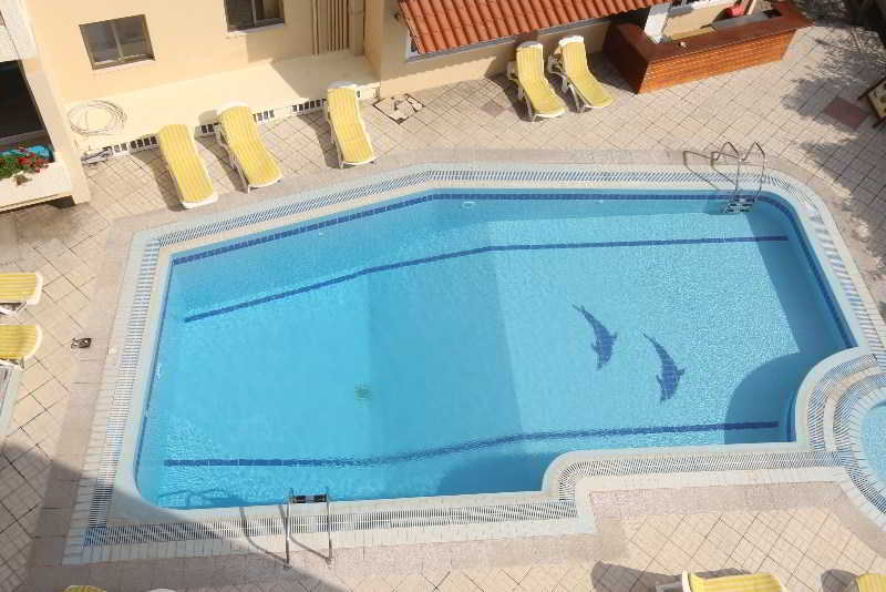 Captain's Hotel 2