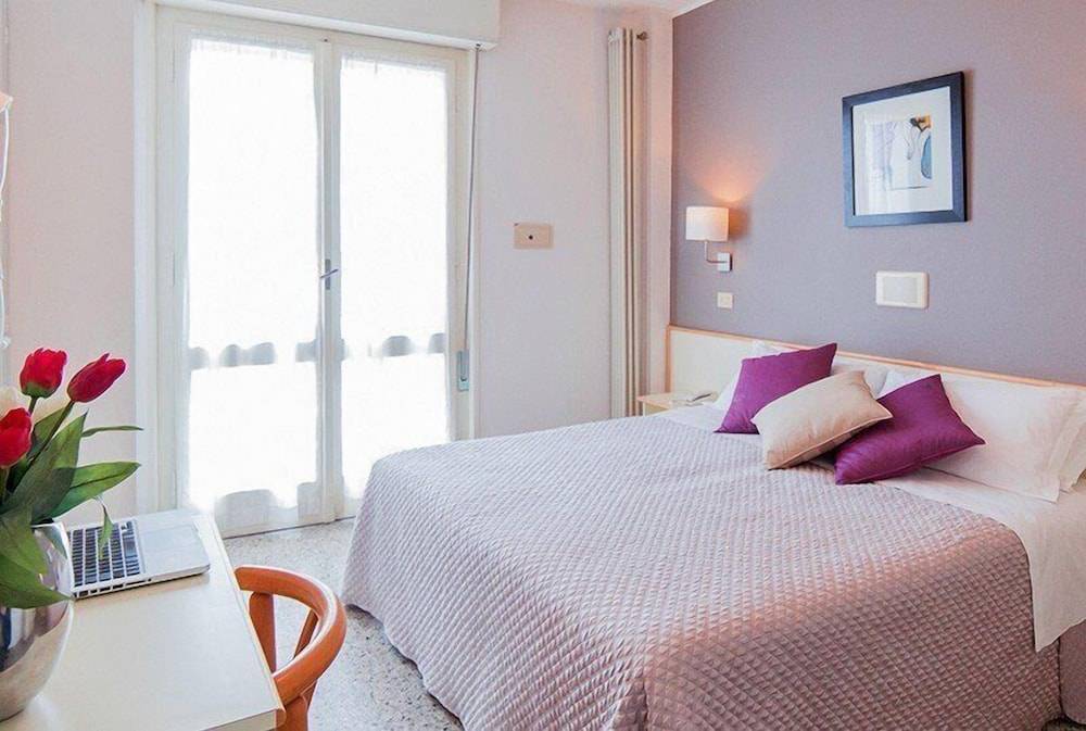 Hotel Carignano 1