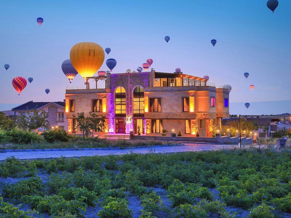 Noble Crown Stone House Cappadocia 1