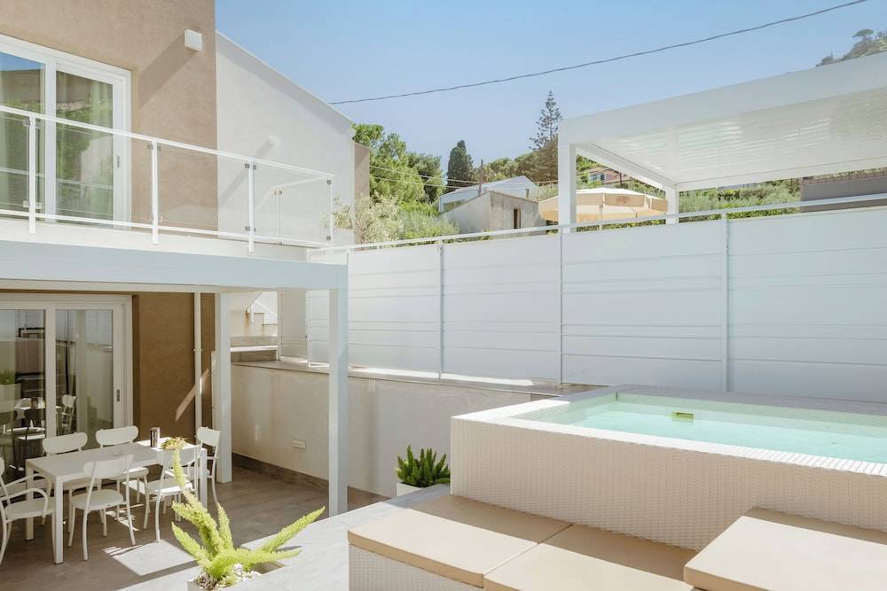 Hotiday Apartments Cefalù 1